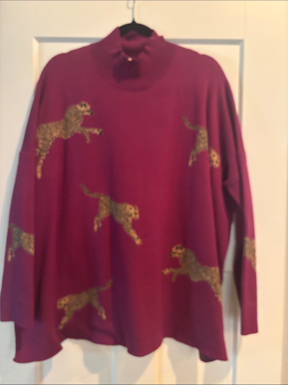 entro Magenta Leopard Motif Turtleneck Sweater